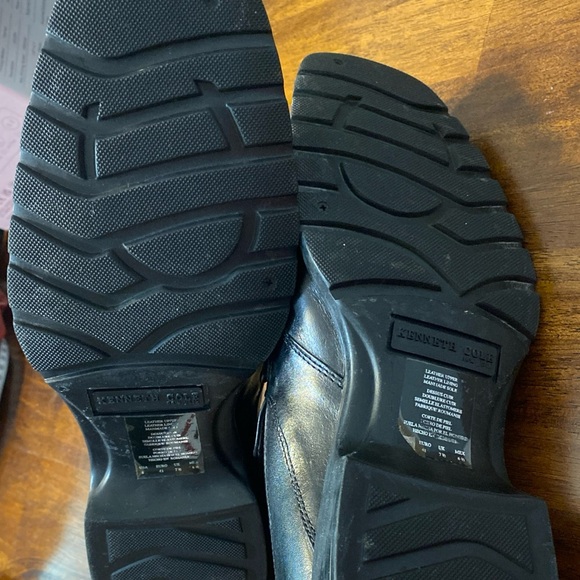 Kenneth Cole Leather Loafers with chain detail men’s size 8, black - Picture 7 of 11